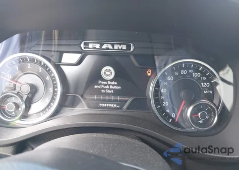 2022 Ram 1500 Laramie 4X4 5'7 Box from USA, damaged, VIN 1C6SRFJT2NN132303